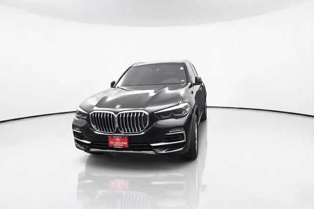 Used 2020 Black BMW xDrive40i image 32