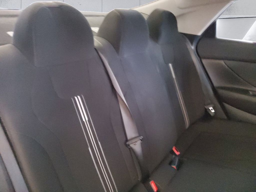 Used 2022 Gray Hyundai SEL image 16