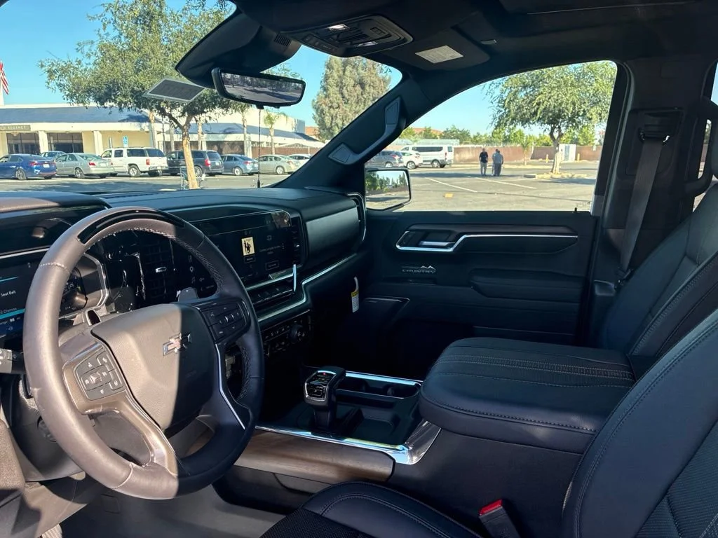 2026 Chevrolet Silverado 1500 High Country - Photo 14