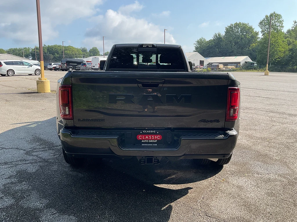 New 2027 Granite Crystal Metallic Clearcoat RAM Laramie image 6