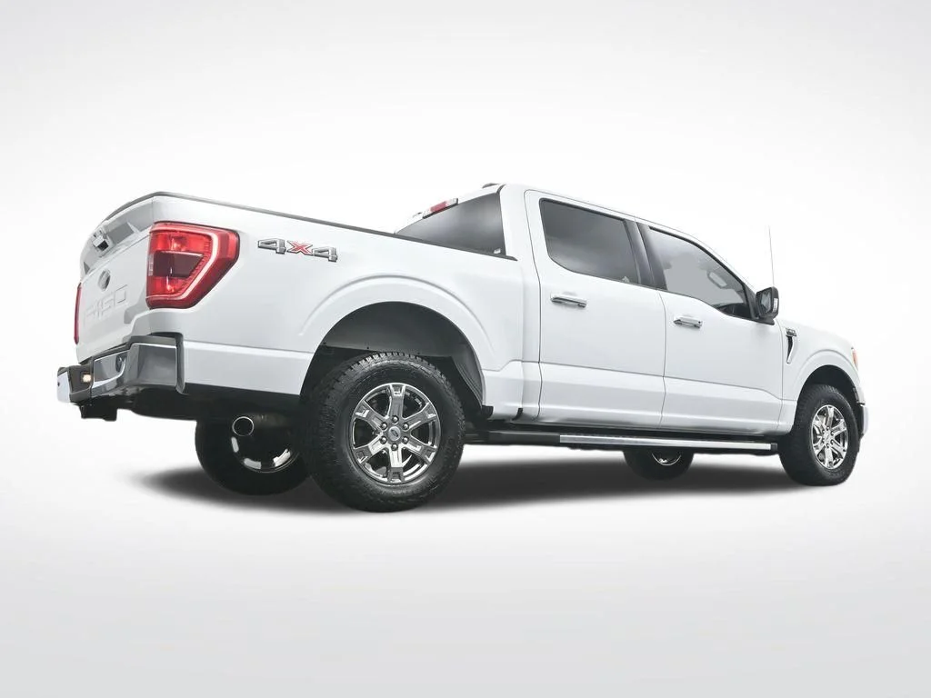 Used 2022 White Ford XLT image 35