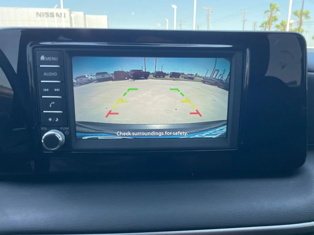 Used 2025 Blue Nissan S image 20