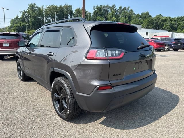 Used 2021 Gray Jeep Altitude 4x4 image 4