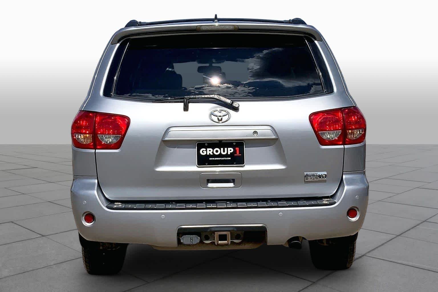 Used 2017 Silver Sky Metallic Toyota SR5 image 5