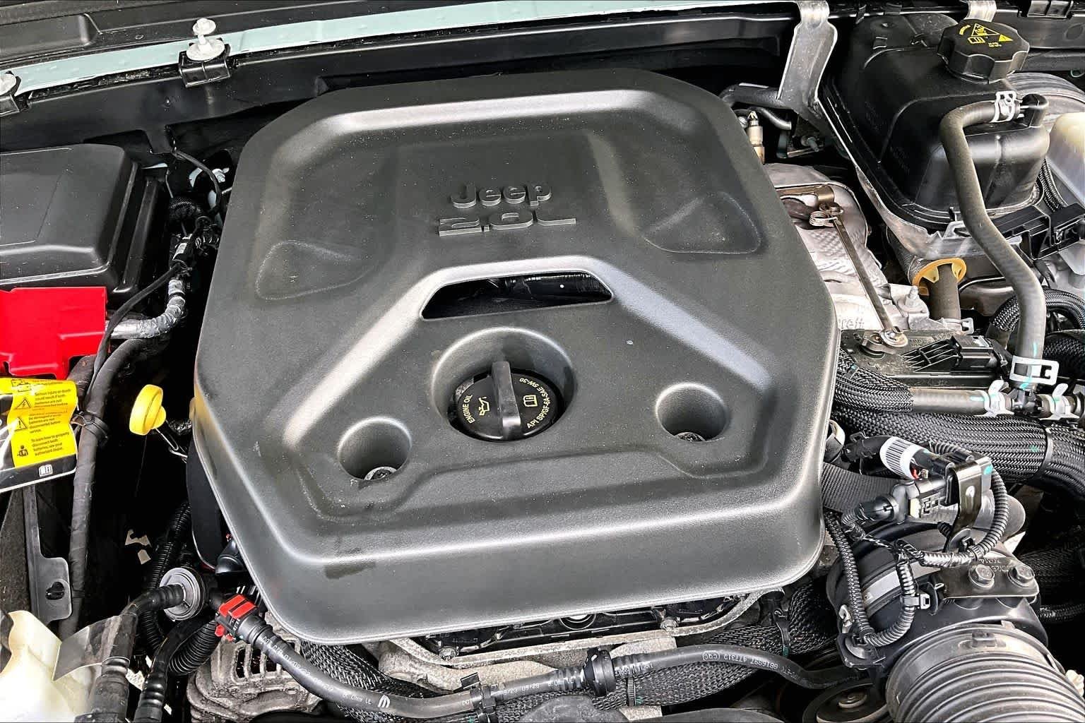 Used 2023 Earl Clearcoat Jeep Sport S image 31