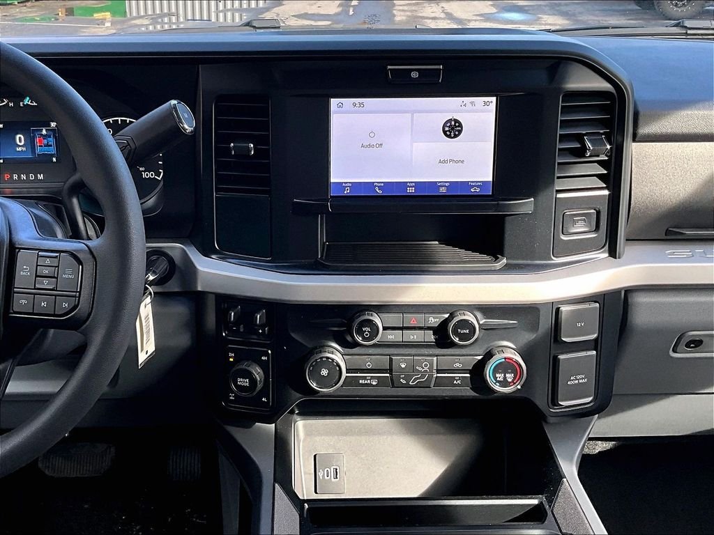 New 2026 Avalanche Ford XLT image 8