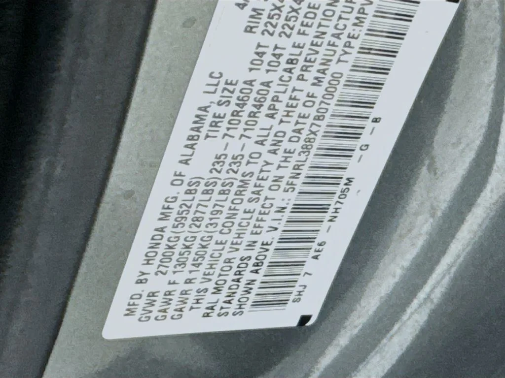 Used 2007 Nimbus Gray Metallic Honda Touring image 40