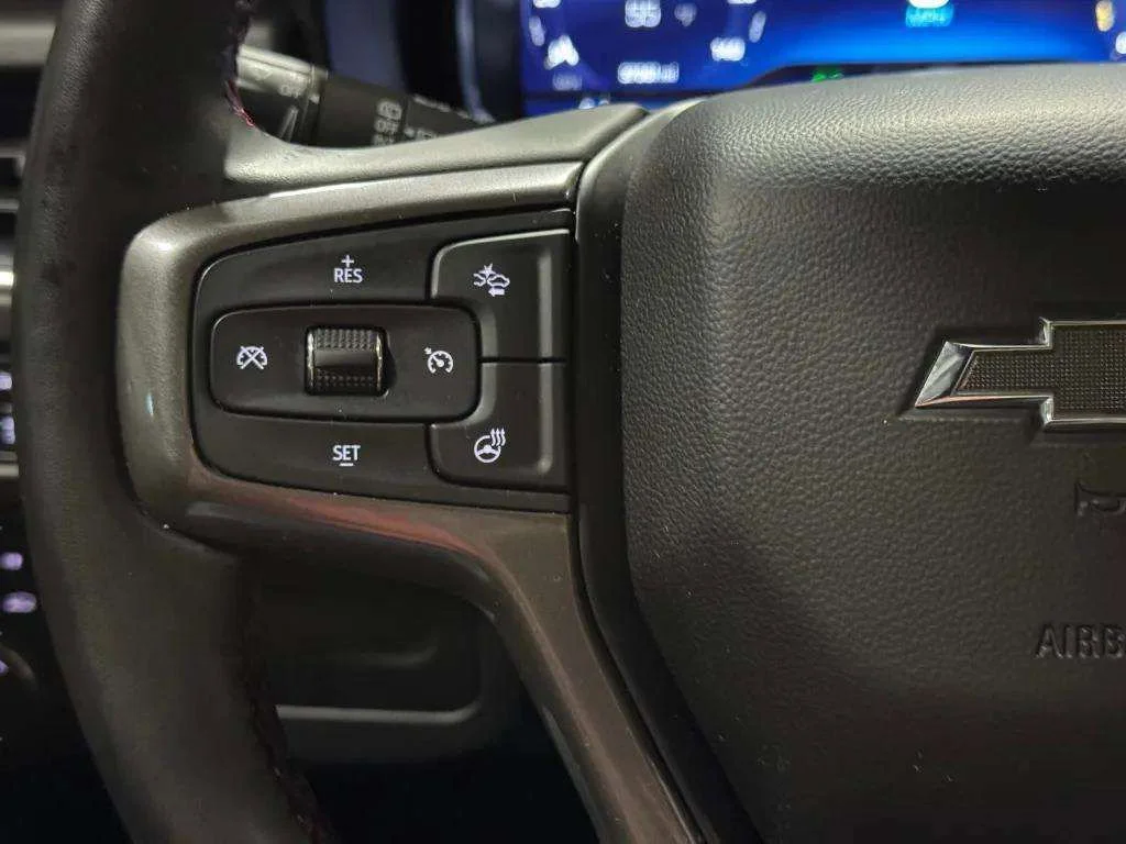 2024 Chevrolet Suburban RST - Photo 15