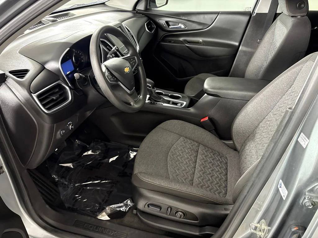 Used 2023 Gray Chevrolet LT image 24