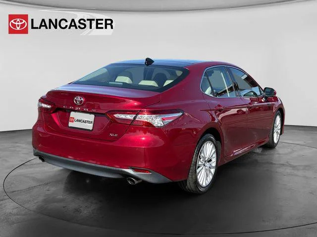 Certified Used 2018 Red Metallic Toyota XLE V6 image 36