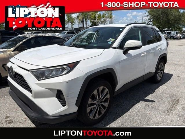 Toyota RAV4 XLE Premium FWD
