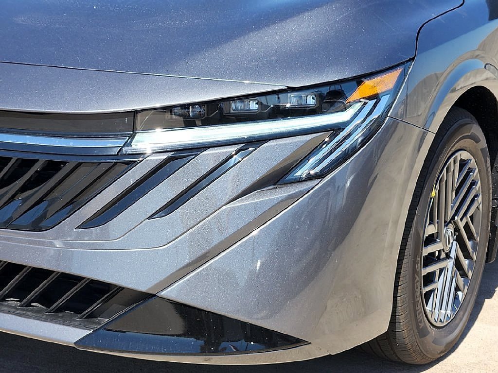New 2027  Nissan SV image 8