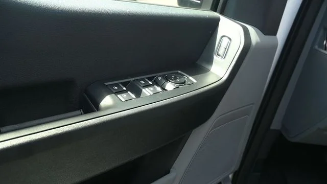 New 2026 Oxford White Ford F-550® XL image 12