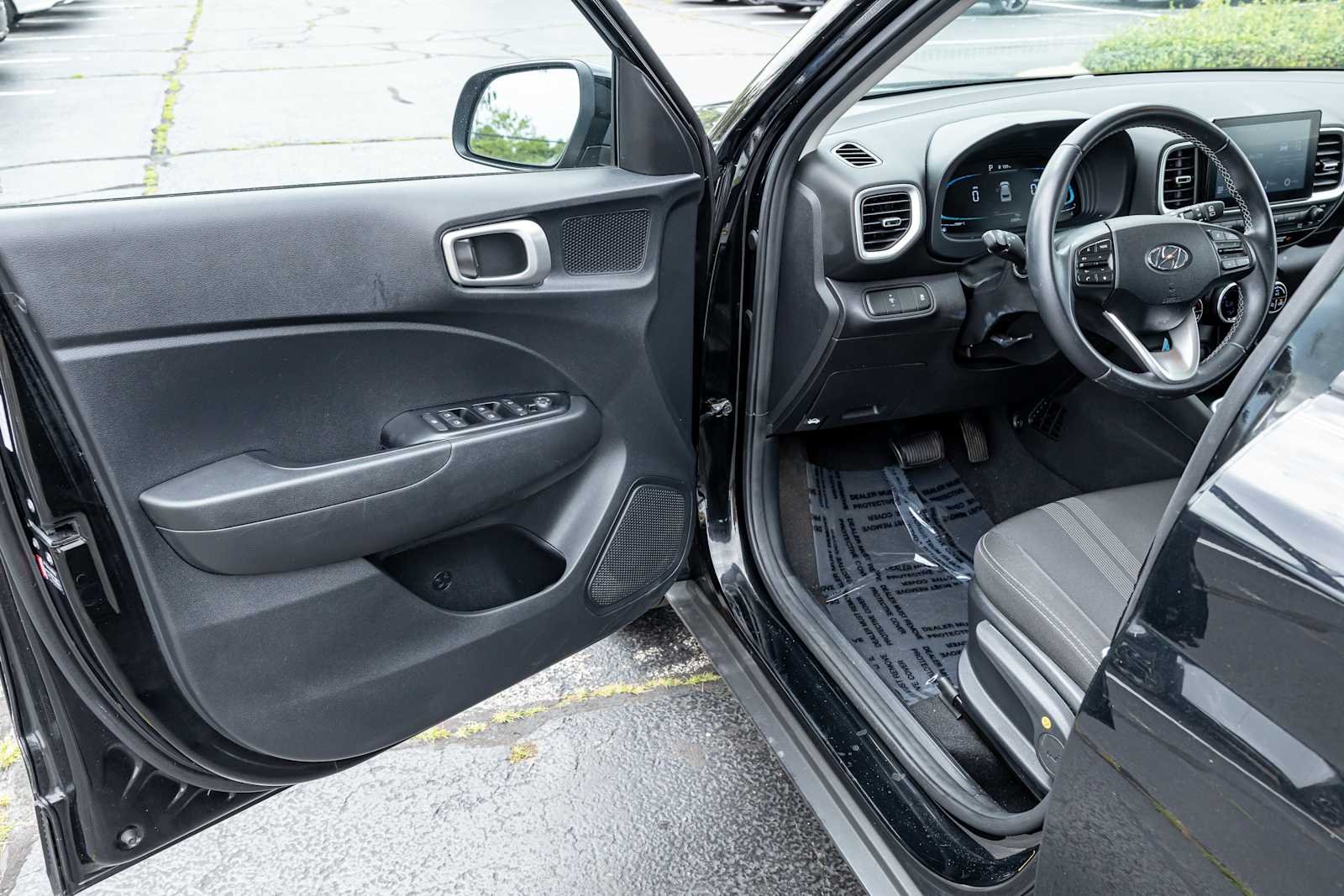 Used 2023 Onyx Black Hyundai SEL image 12