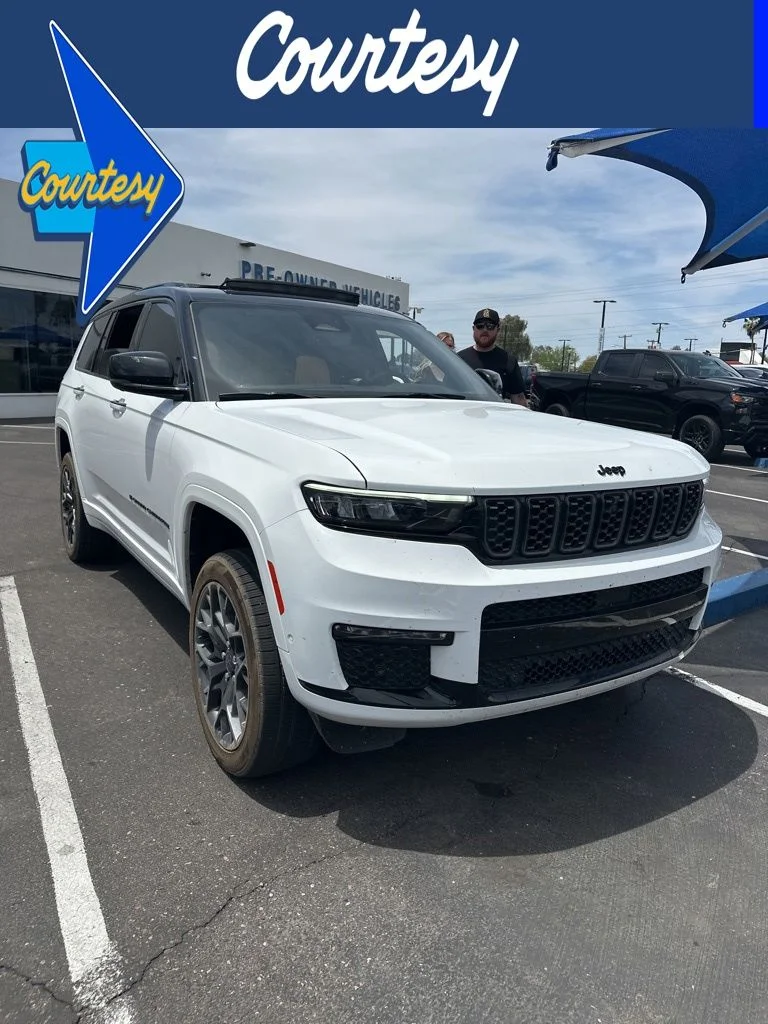 2024 Jeep Grand Cherokee L Summit Reserve 4x4's photo