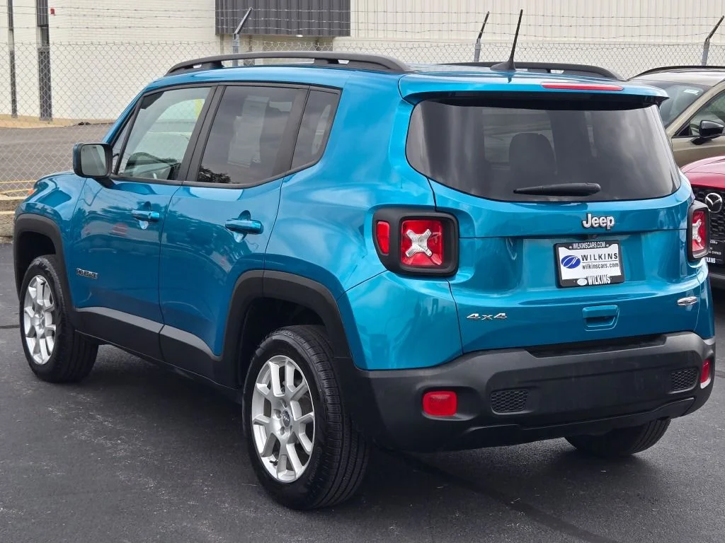 Used 2021 Teal Jeep Latitude image 15