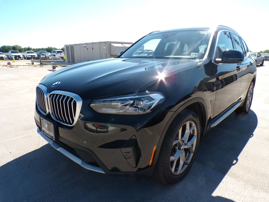 Certified Used 2023 Jet Black BMW xDrive30i image 3