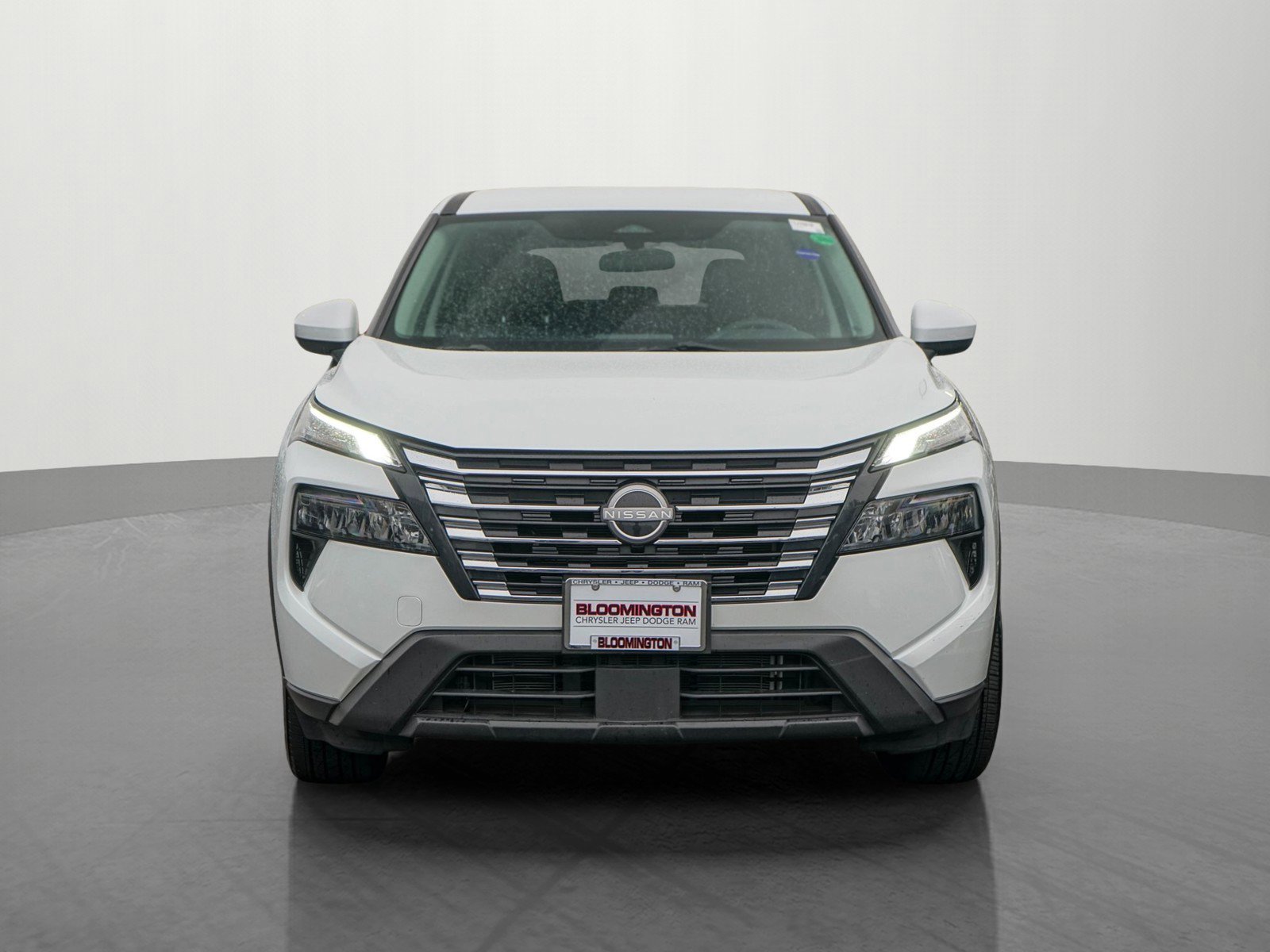 Used 2024 Nissan Rogue SV with VIN 5N1BT3BB7RC692796 for sale in Minneapolis, Minnesota