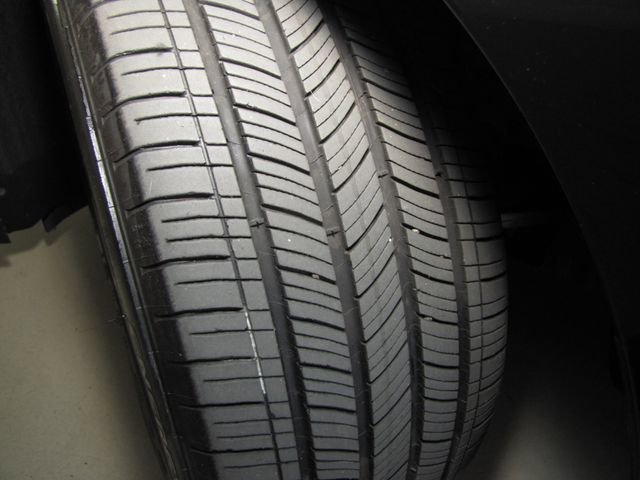 Certified Used 2024 Crystal Black Pearl Honda EX image 27