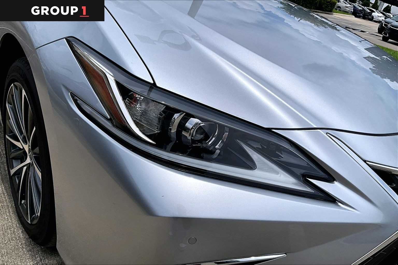 Used 2025 Iridium Lexus  image 25