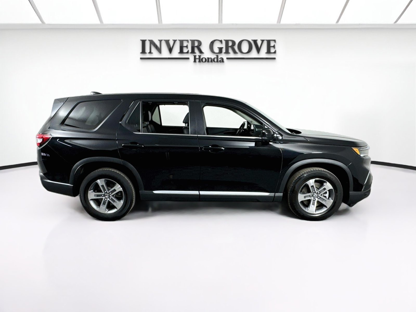 Certified Used 2024 Crystal Black Pearl Honda AWD EX-L image 25