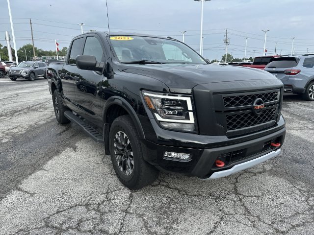 Used 2021 Black Nissan PRO-4X image 18