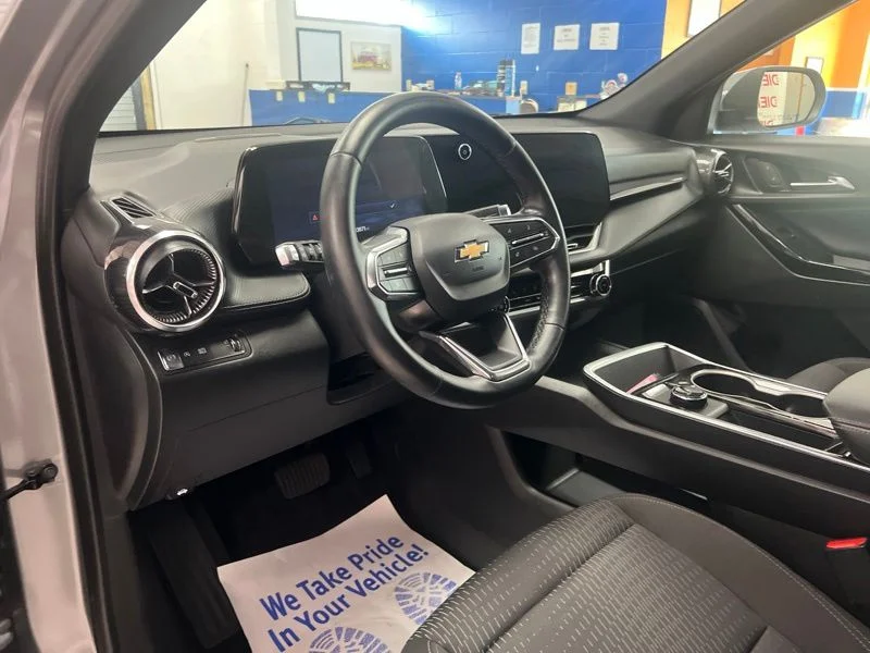Used 2026 Gray Chevrolet LT image 18