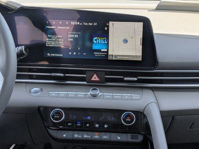 2025 Hyundai Elantra SEL - Photo 39