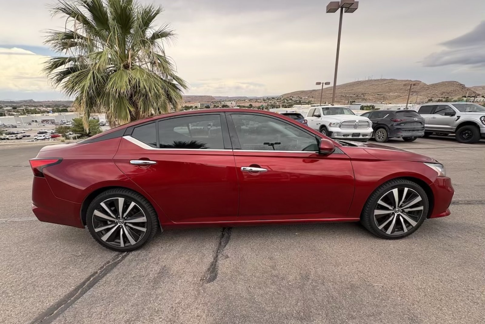 Used 2019 Scarlet Ember Tintcoat Nissan 2.5 Platinum image 7