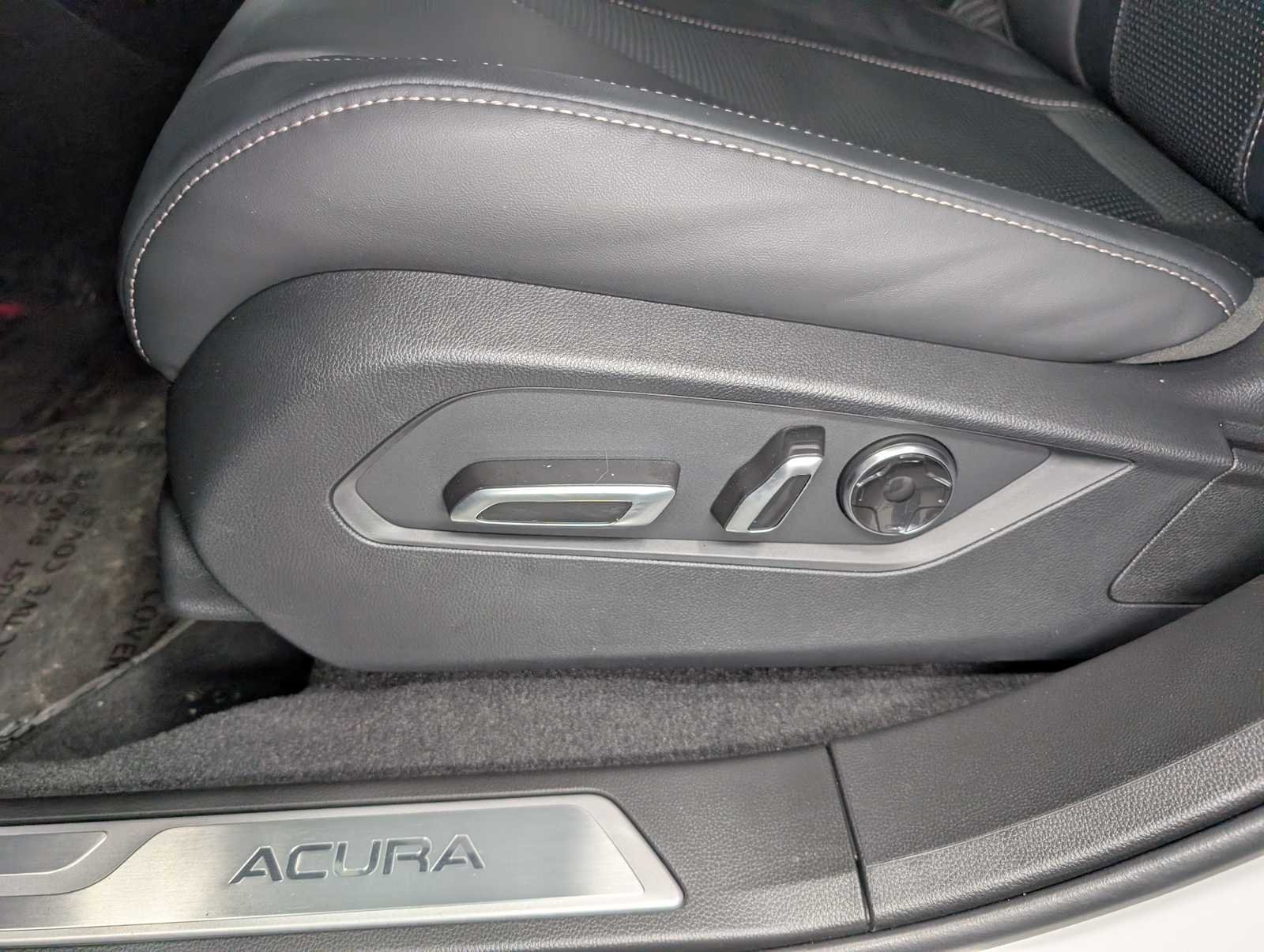 New 2026 Platinum White Pearl Acura w/Technology Package image 36