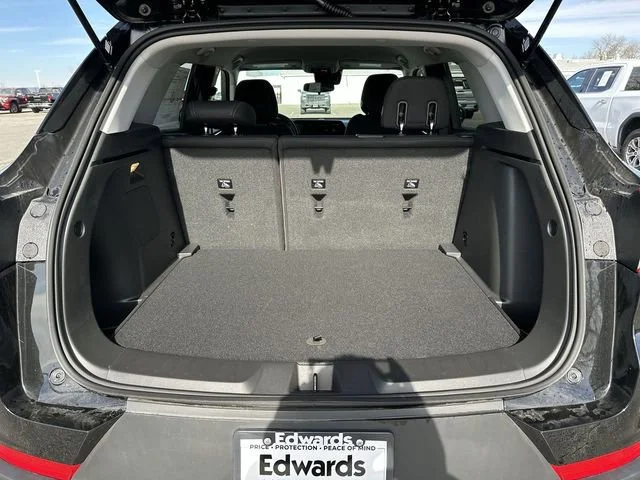 New 2026 Mosaic Black Metallic Chevrolet LT image 25