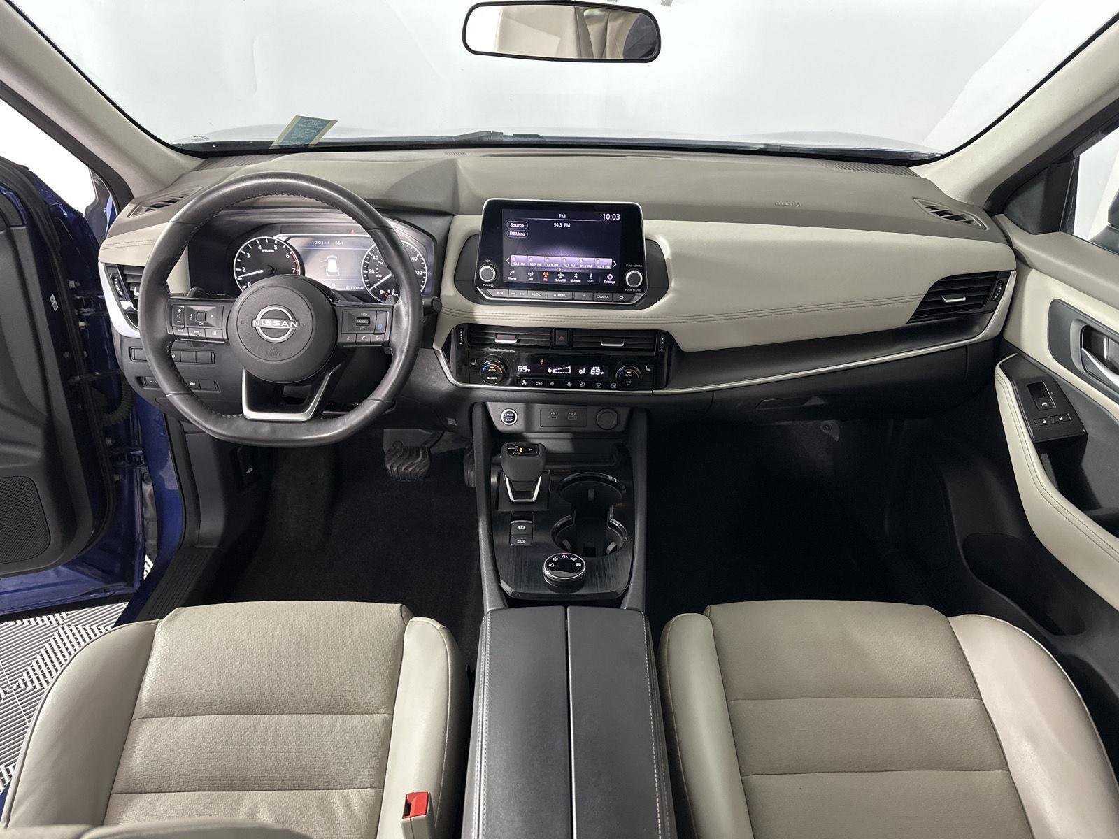 Used 2022 Caspian Blue Metallic Nissan SV image 27