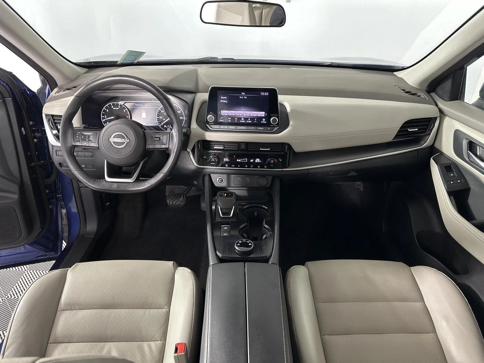Used 2022 Caspian Blue Metallic Nissan SV image 27