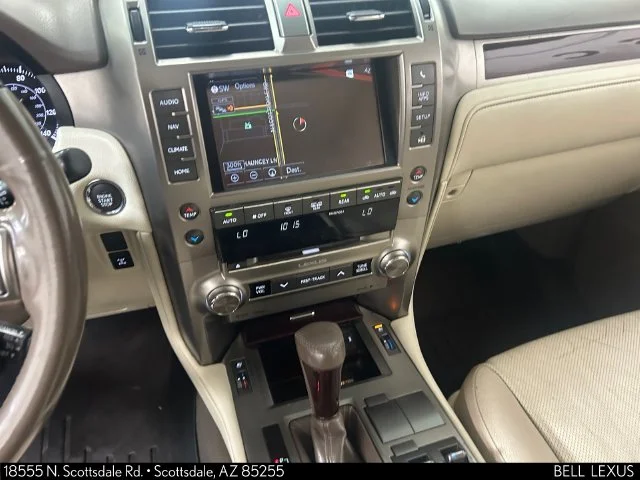 Used 2019  Lexus 460 image 24
