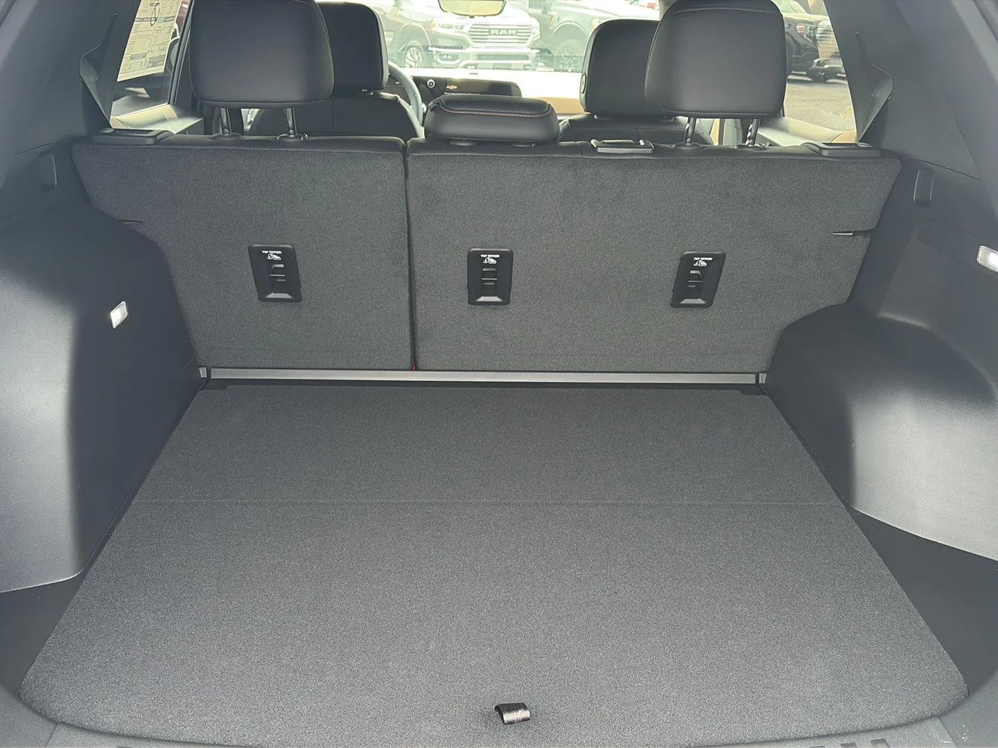 2027 Chevrolet Equinox ACTIV - Photo 17