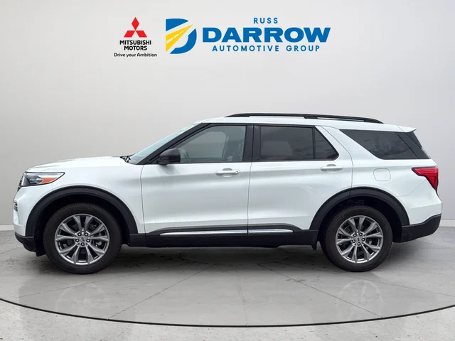 Used 2021 White Ford XLT image 2