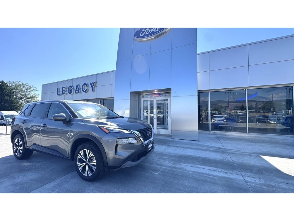 2022 Nissan Rogue SV AWD's photo