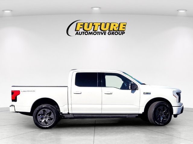 Used 2024 White Ford Flash image 3
