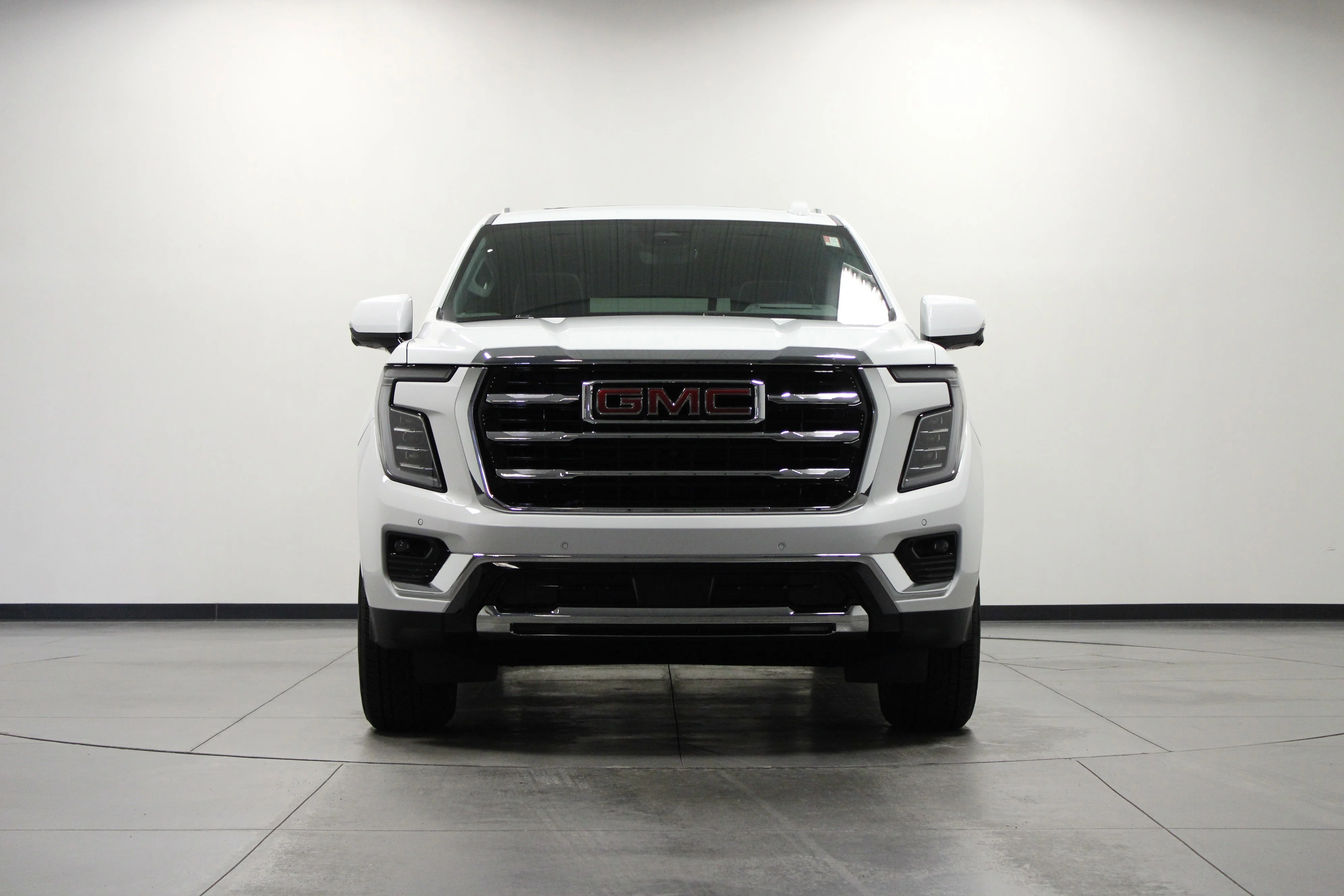 New 2026 Summit White GMC Elevation image 8