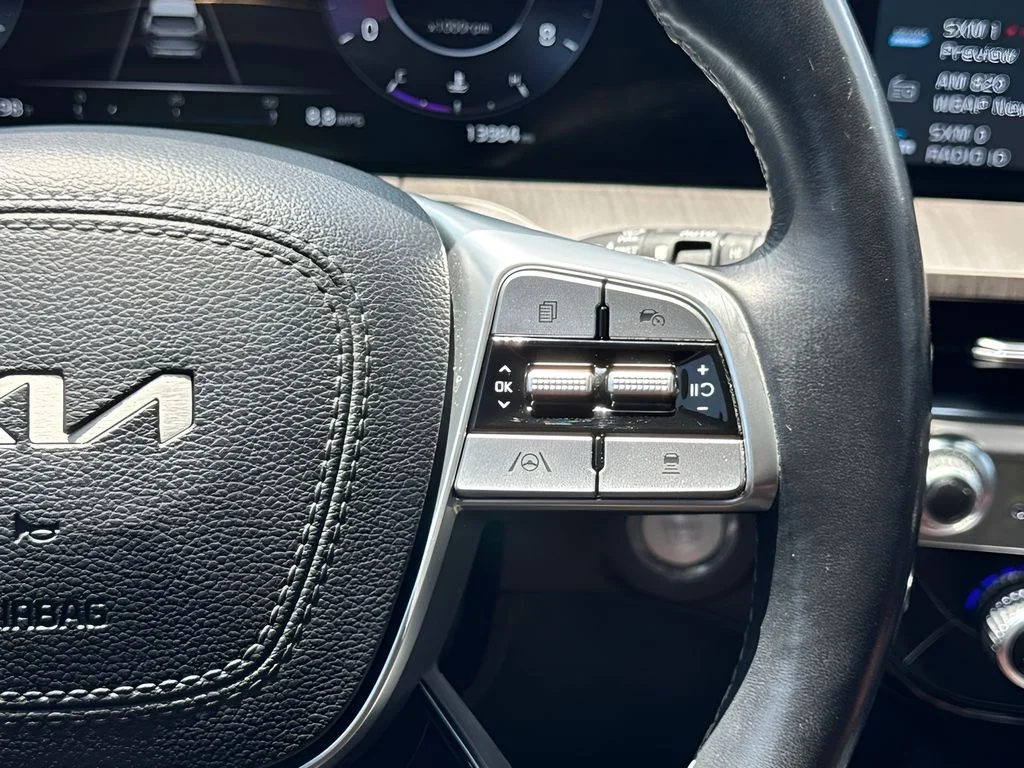 Used 2023 Green Kia SX-Prestige image 19