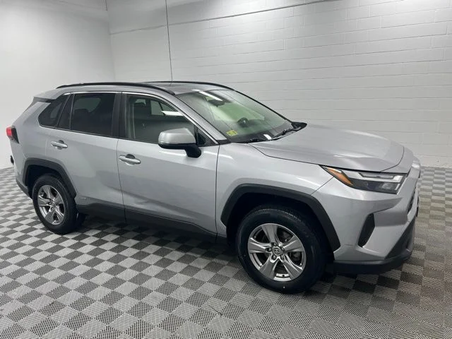 Used 2023 Silver Toyota XLE image 4
