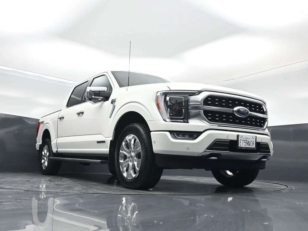 Used 2023 White Ford Platinum image 46
