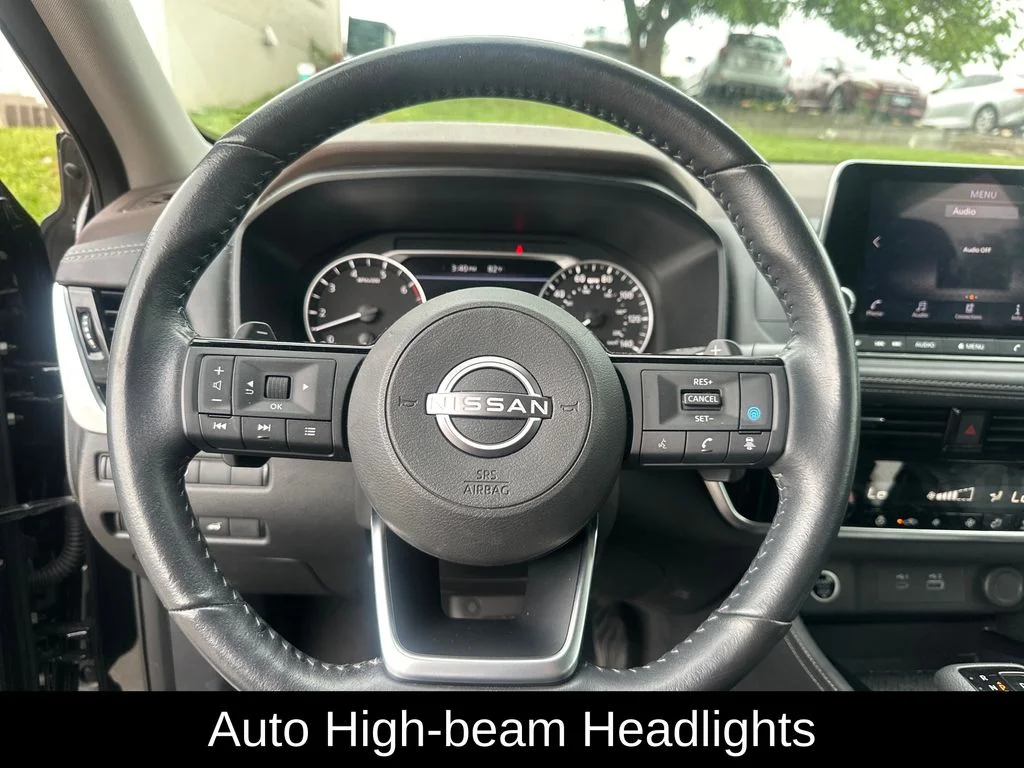 Used 2023 Black Nissan SL image 15