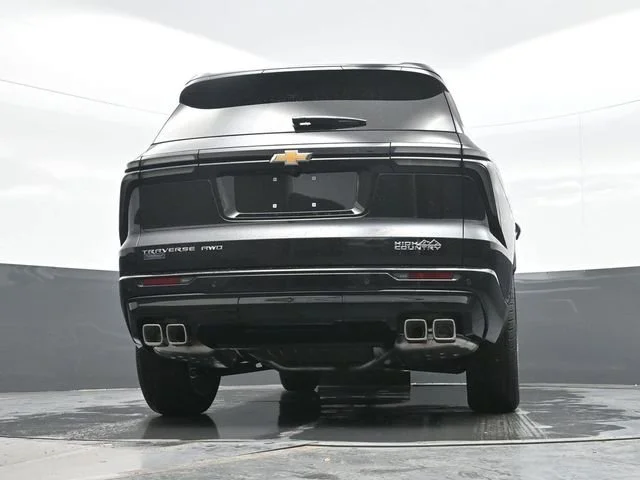 New 2026 Mosaic Black Metallic Chevrolet High Country image 18