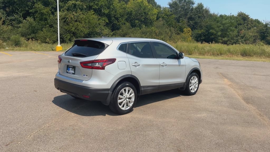 Used 2020 Silver Nissan S FWD Xtronic CVT image 8