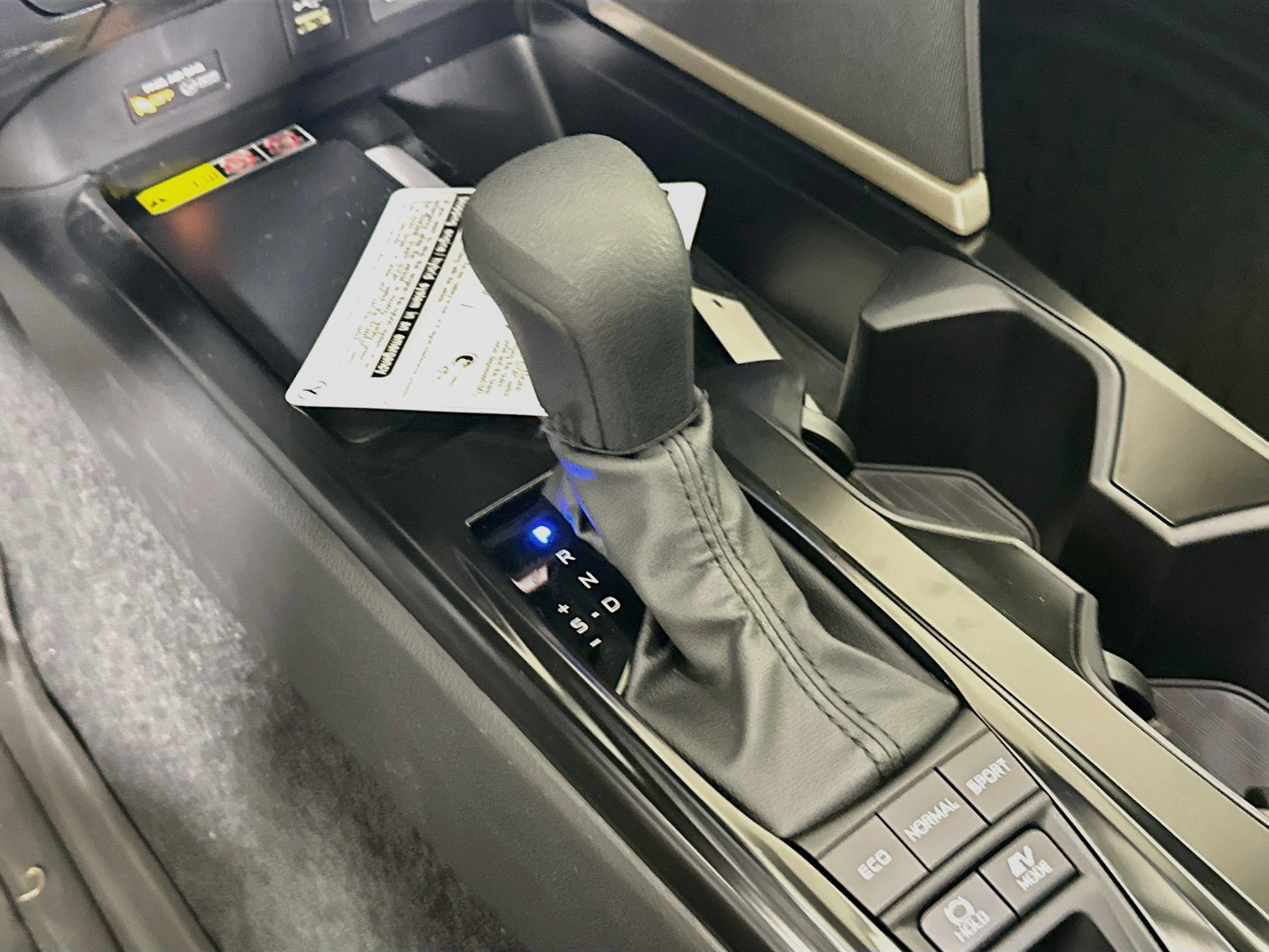 New 2026 Ice Cap Toyota LE image 21