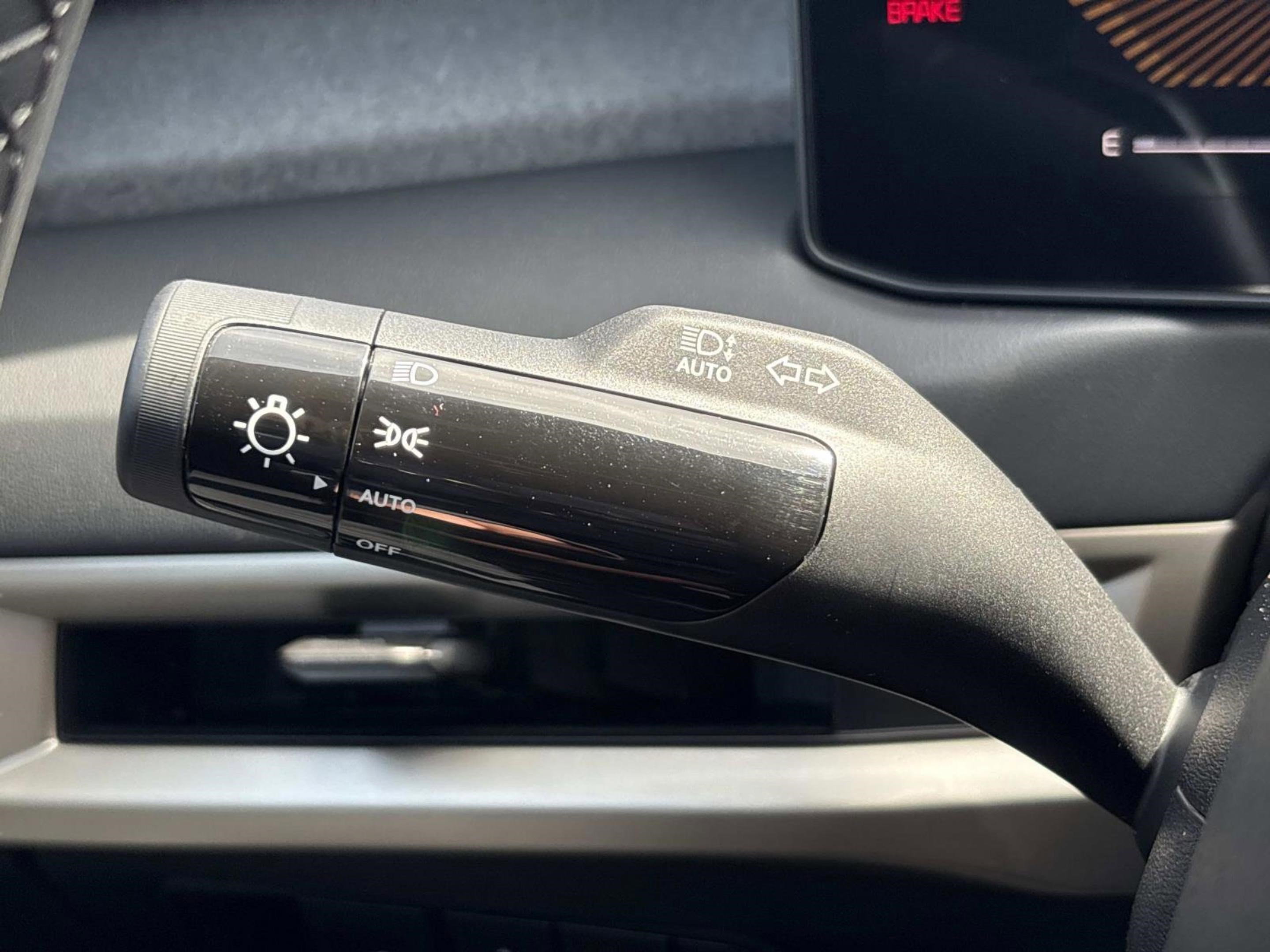 New 2027 Panthera Metal Kia LX image 25