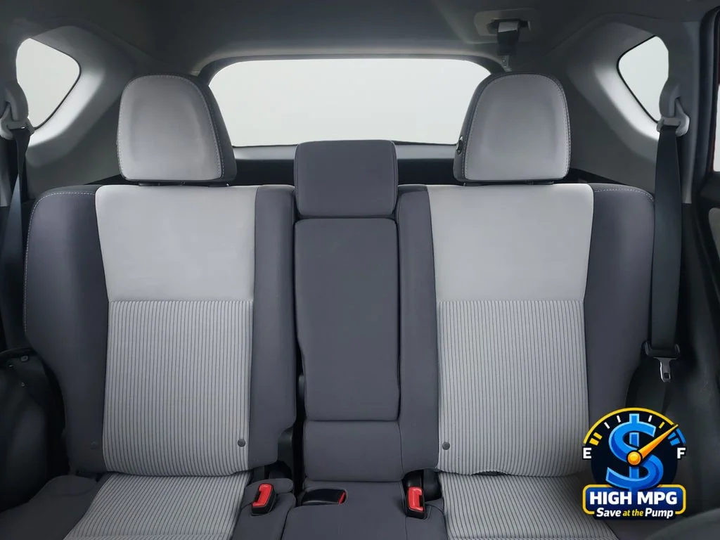 Used 2014 Red Toyota XLE image 32