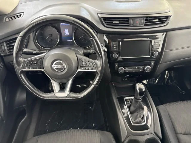 Used 2018 Blue Nissan SV image 22