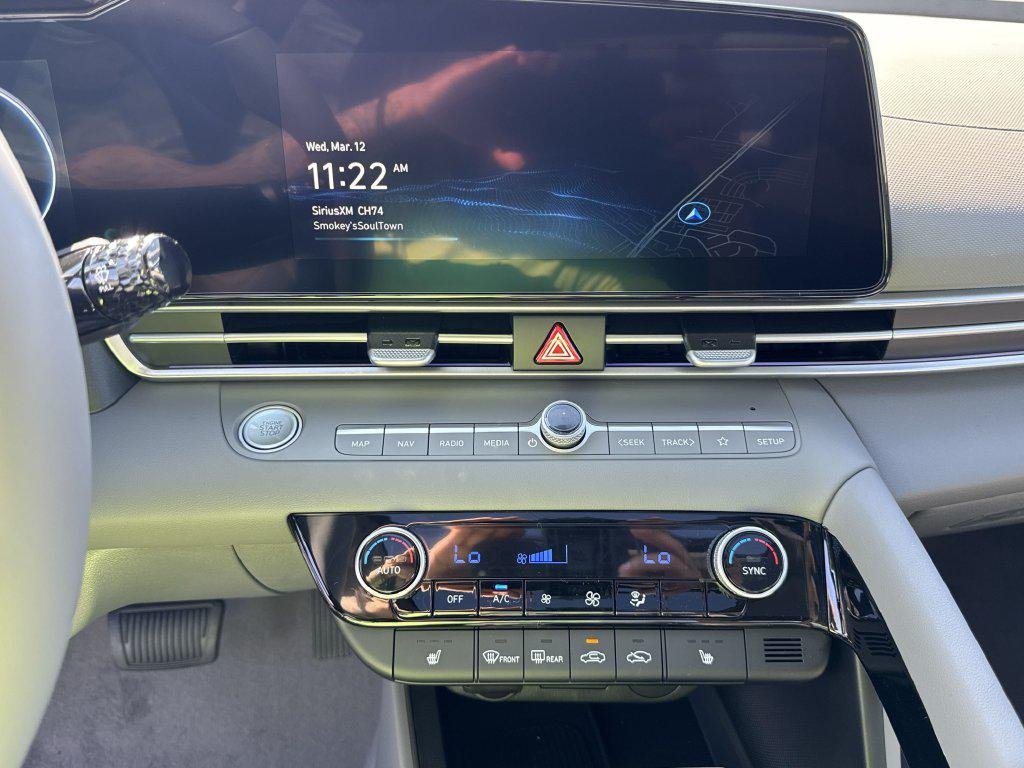 New 2025 Gray Hyundai SEL Convenience image 30